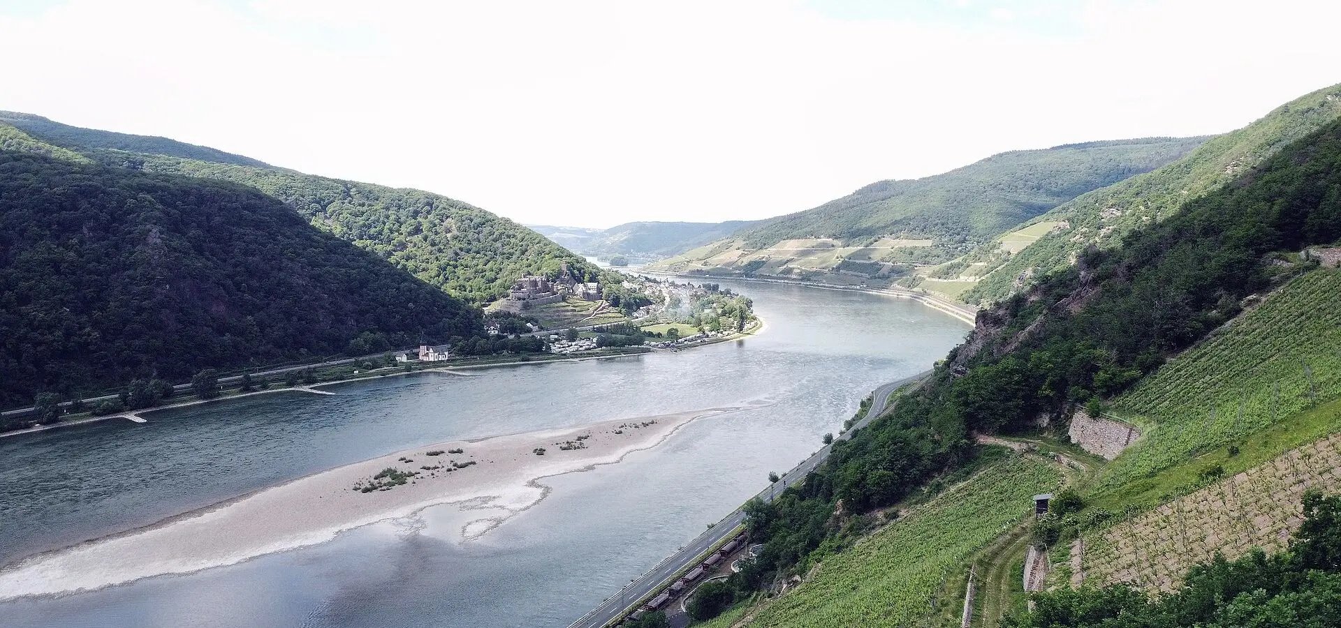 Der Rhein im Rheingau bei Assmannshausen